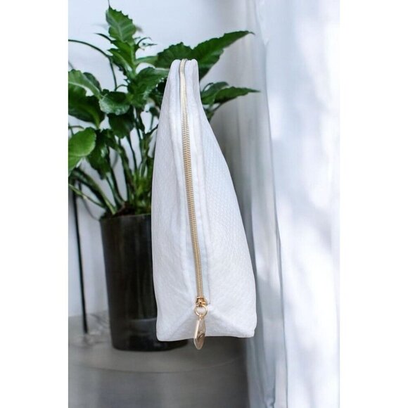 Guerlain Cosmetic Pouch (New) - Picture 6 of 11